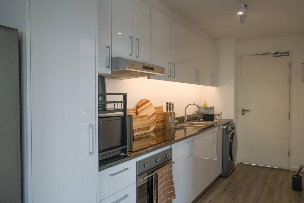 Chic 1-bedroom Retreat With Mountain Views Kapstadt